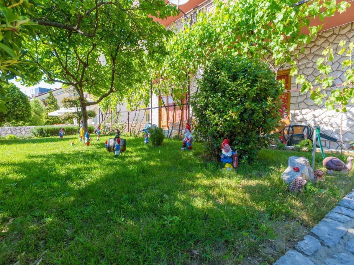 Apartments Davorka Crikvenica Exterior foto